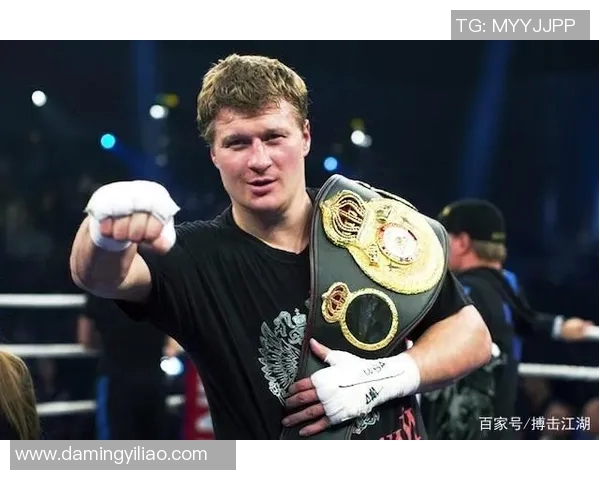 法国昔日退役足球明星的辉煌历程与传奇故事回顾